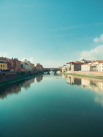 Ponte Vecchio over the Arno River, Florence, Italy